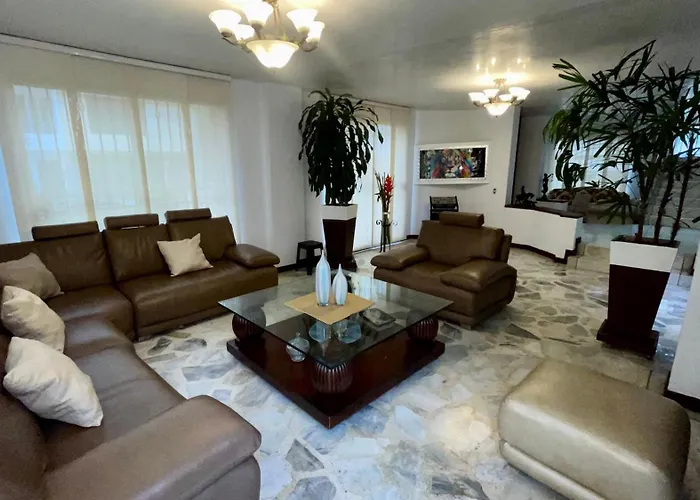 Casa Castillo Cali